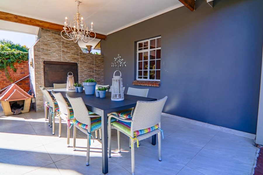 4 Bedroom Property for Sale in Wierda Park Gauteng