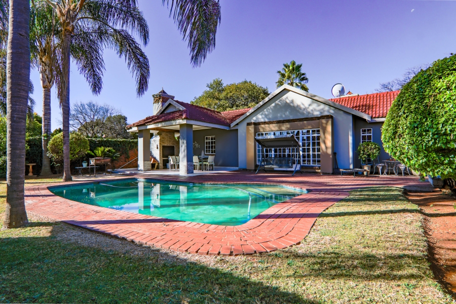4 Bedroom Property for Sale in Wierda Park Gauteng