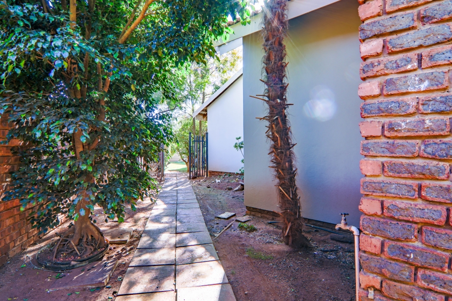 4 Bedroom Property for Sale in Wierda Park Gauteng