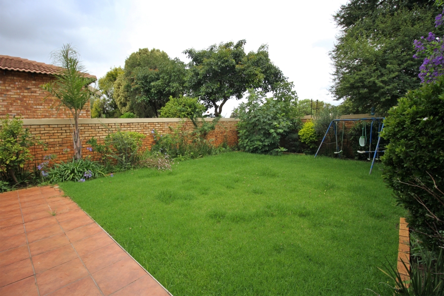 3 Bedroom Property for Sale in Weltevreden Park Gauteng