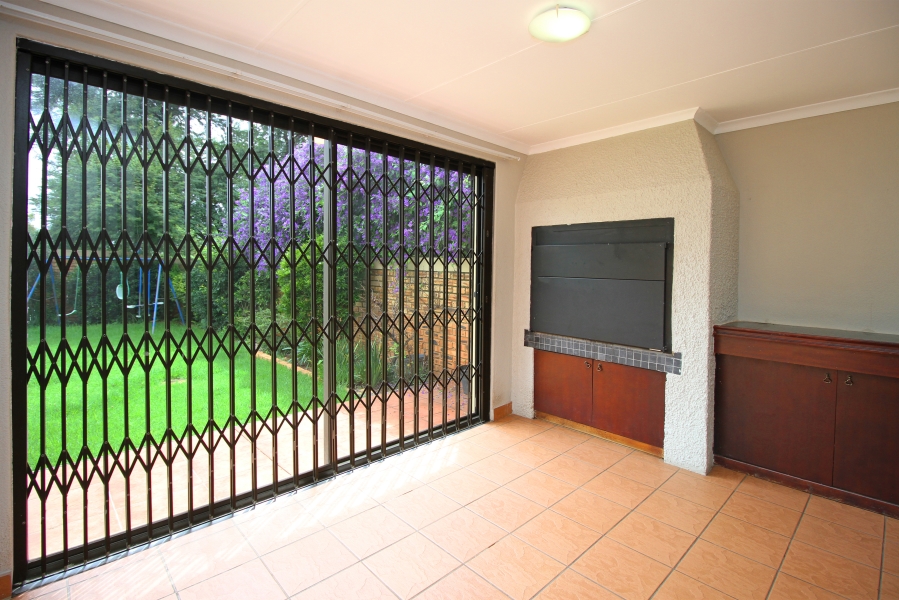 3 Bedroom Property for Sale in Weltevreden Park Gauteng