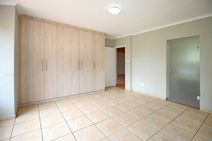 3 Bedroom Property for Sale in Weltevreden Park Gauteng