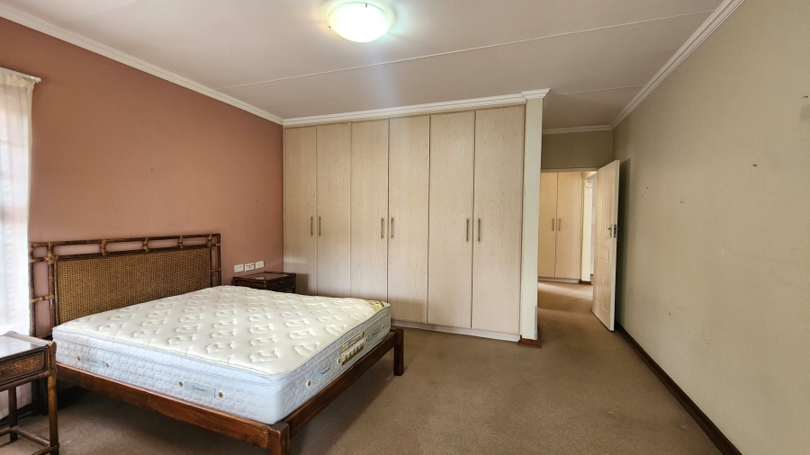 2 Bedroom Property for Sale in Garsfontein Gauteng