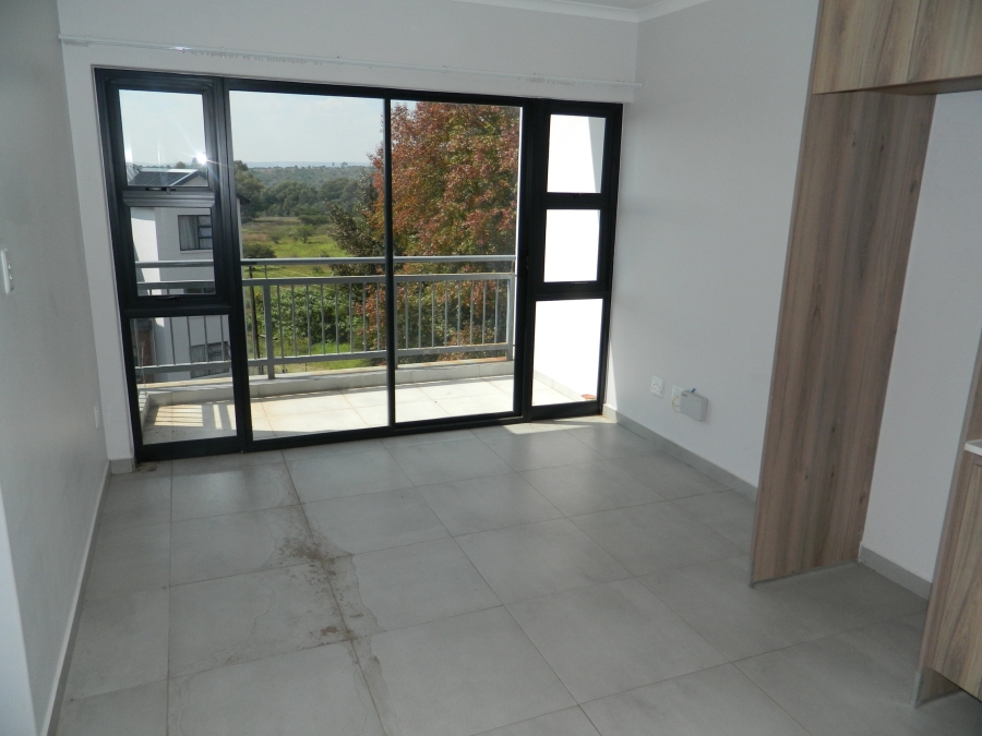 To Let 1 Bedroom Property for Rent in Lombardy Estate Gauteng