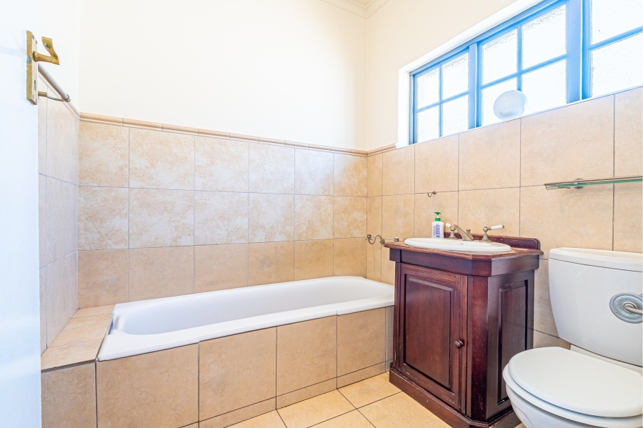 3 Bedroom Property for Sale in Parkhurst Gauteng