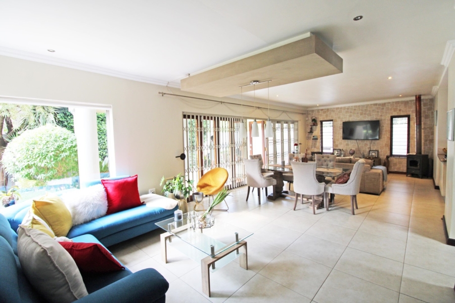 To Let 3 Bedroom Property for Rent in Bryanston Gauteng
