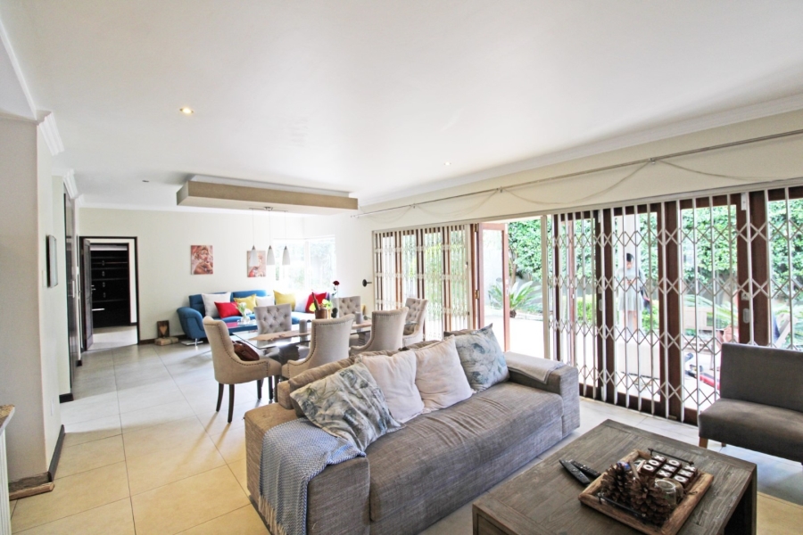 To Let 3 Bedroom Property for Rent in Bryanston Gauteng