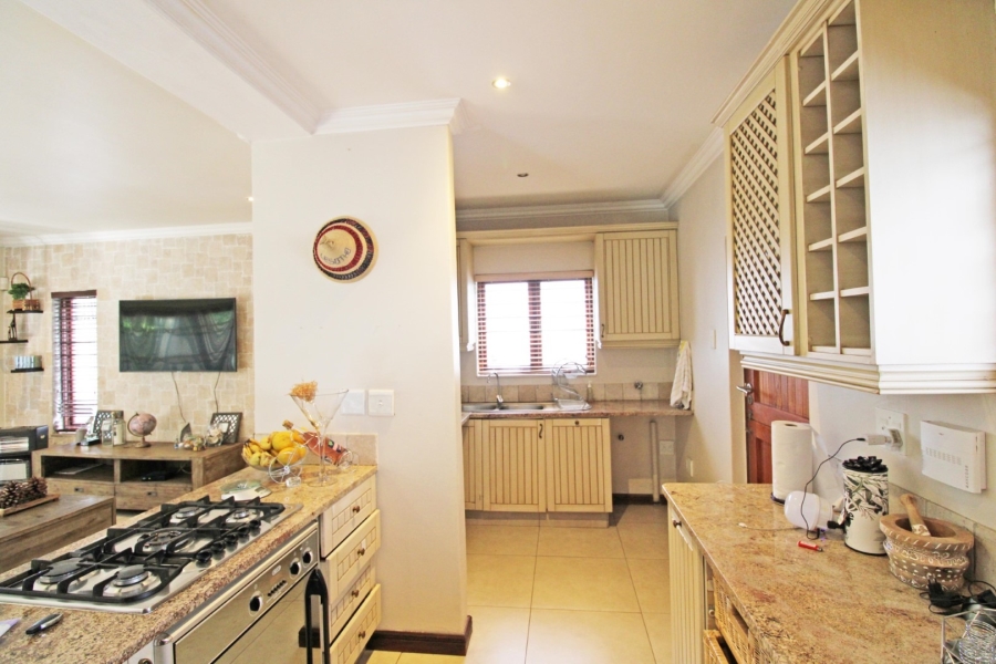 To Let 3 Bedroom Property for Rent in Bryanston Gauteng