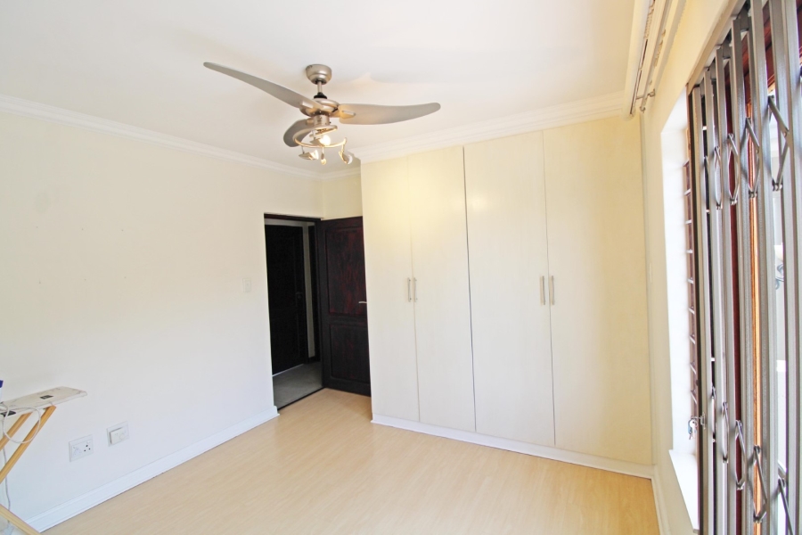 To Let 3 Bedroom Property for Rent in Bryanston Gauteng