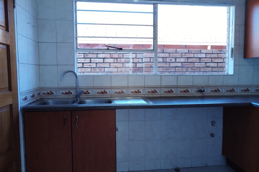 To Let 3 Bedroom Property for Rent in Bartlett Gauteng