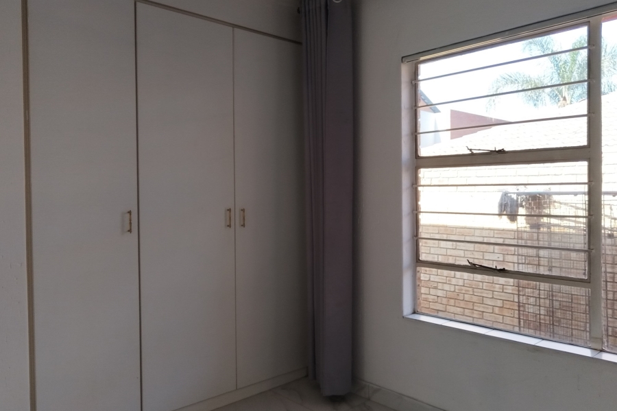 To Let 3 Bedroom Property for Rent in Bartlett Gauteng