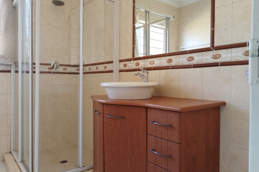 To Let 3 Bedroom Property for Rent in Bartlett Gauteng