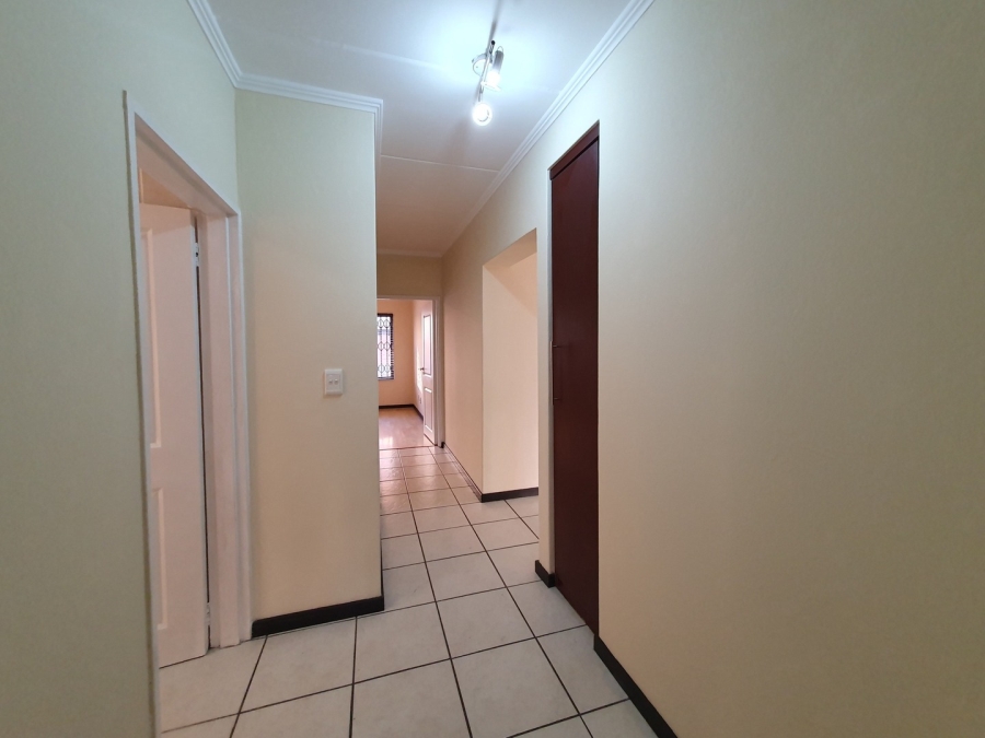 To Let 3 Bedroom Property for Rent in Sunninghill Gauteng