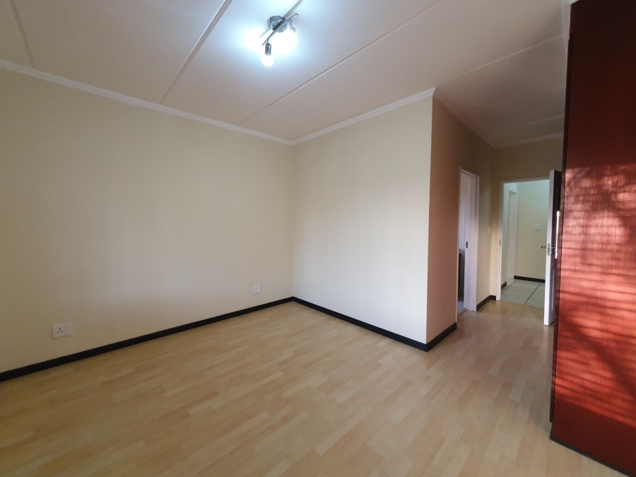 To Let 3 Bedroom Property for Rent in Sunninghill Gauteng