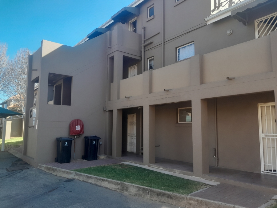 To Let 2 Bedroom Property for Rent in Florentia Gauteng