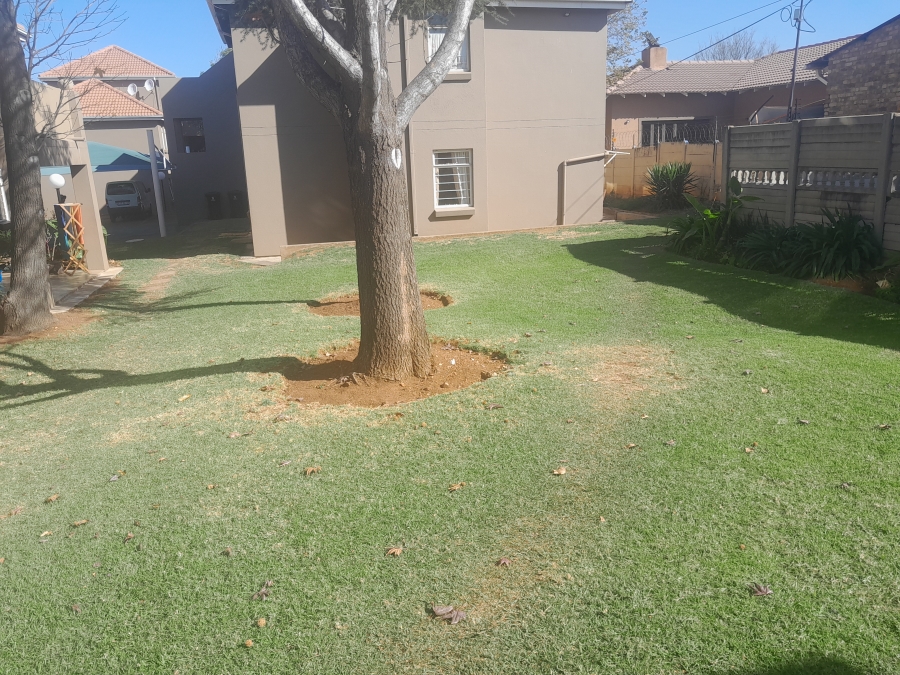 To Let 2 Bedroom Property for Rent in Florentia Gauteng