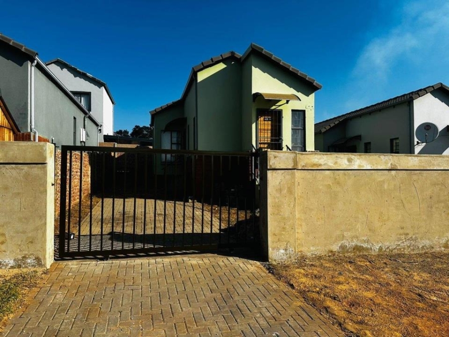 2 Bedroom Property for Sale in South Hills Gauteng
