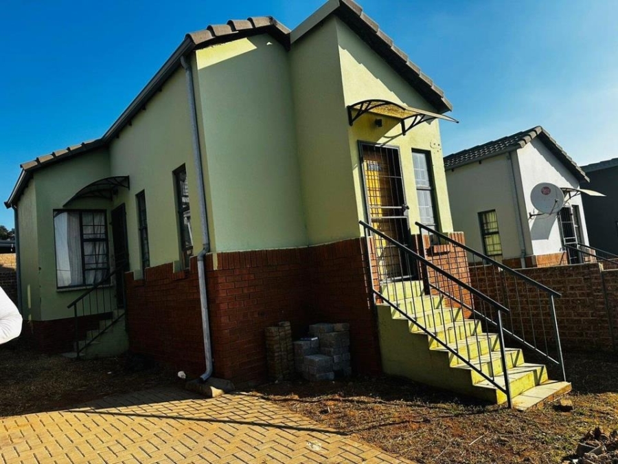 2 Bedroom Property for Sale in South Hills Gauteng