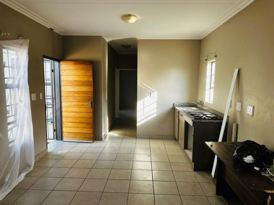 2 Bedroom Property for Sale in South Hills Gauteng