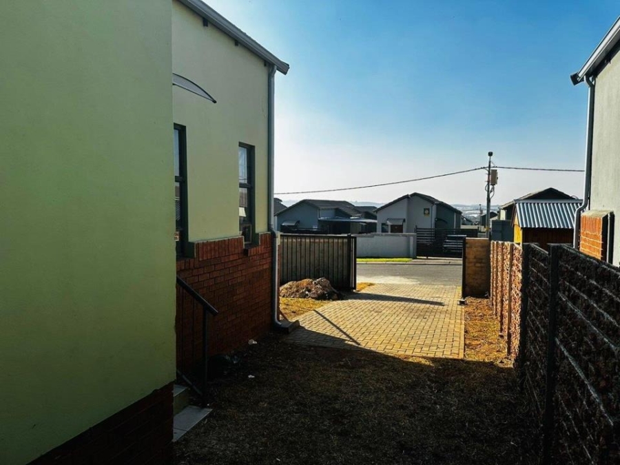 2 Bedroom Property for Sale in South Hills Gauteng