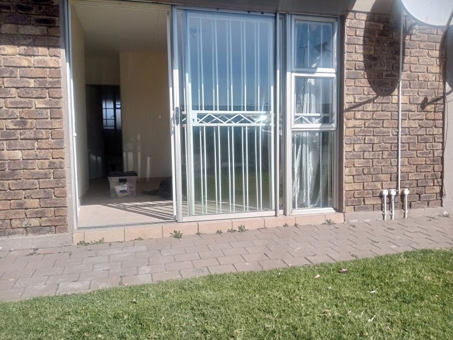 2 Bedroom Property for Sale in Witfield Gauteng