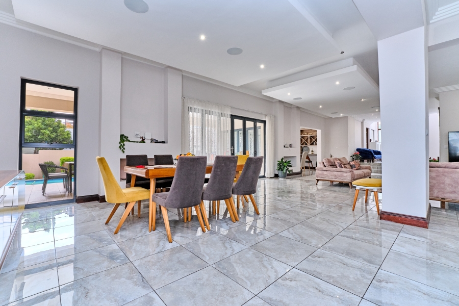 To Let 5 Bedroom Property for Rent in Waterfall Country Estate Gauteng