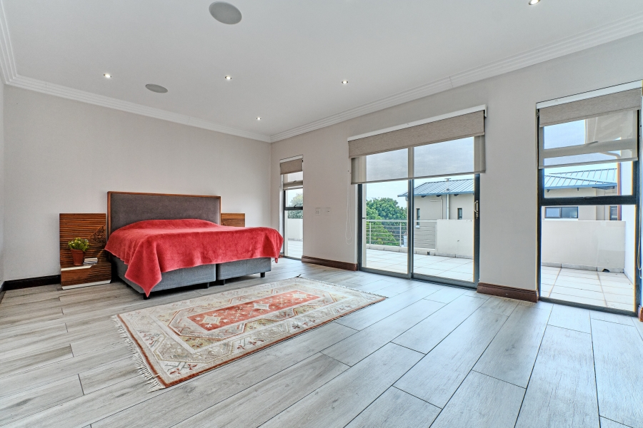 To Let 5 Bedroom Property for Rent in Waterfall Country Estate Gauteng