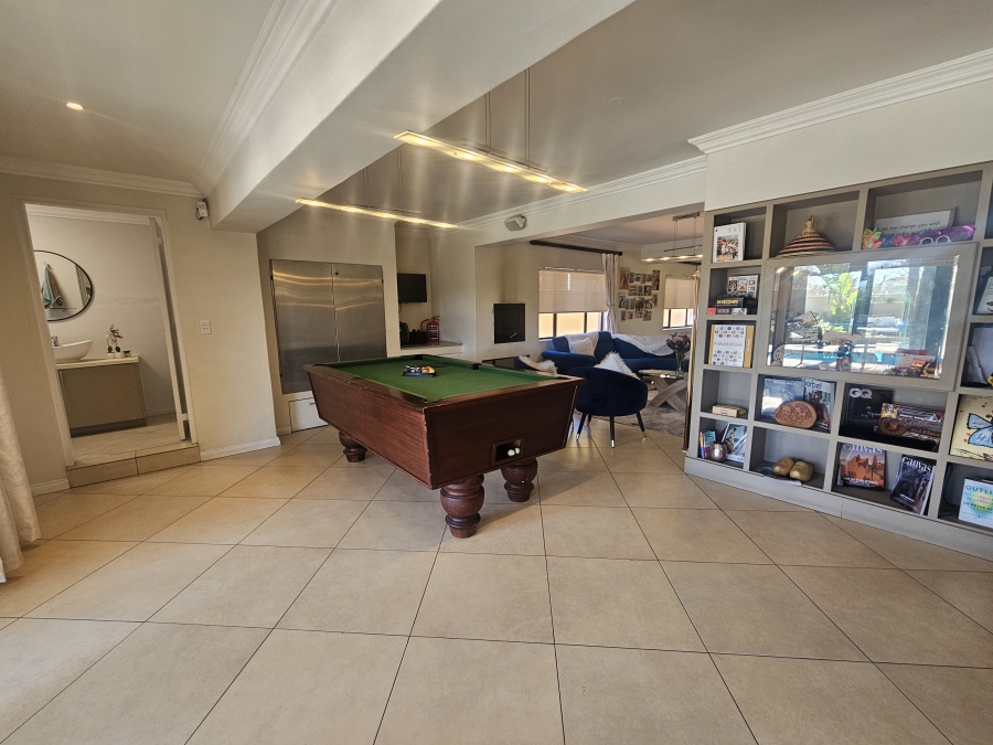 5 Bedroom Property for Sale in Dowerglen Ext 3 Gauteng