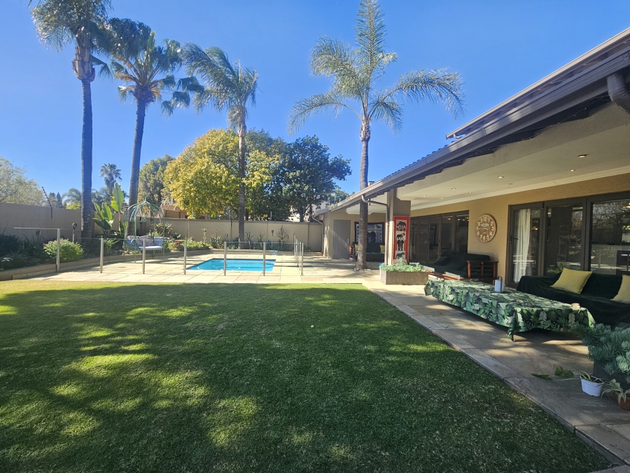 5 Bedroom Property for Sale in Dowerglen Ext 3 Gauteng