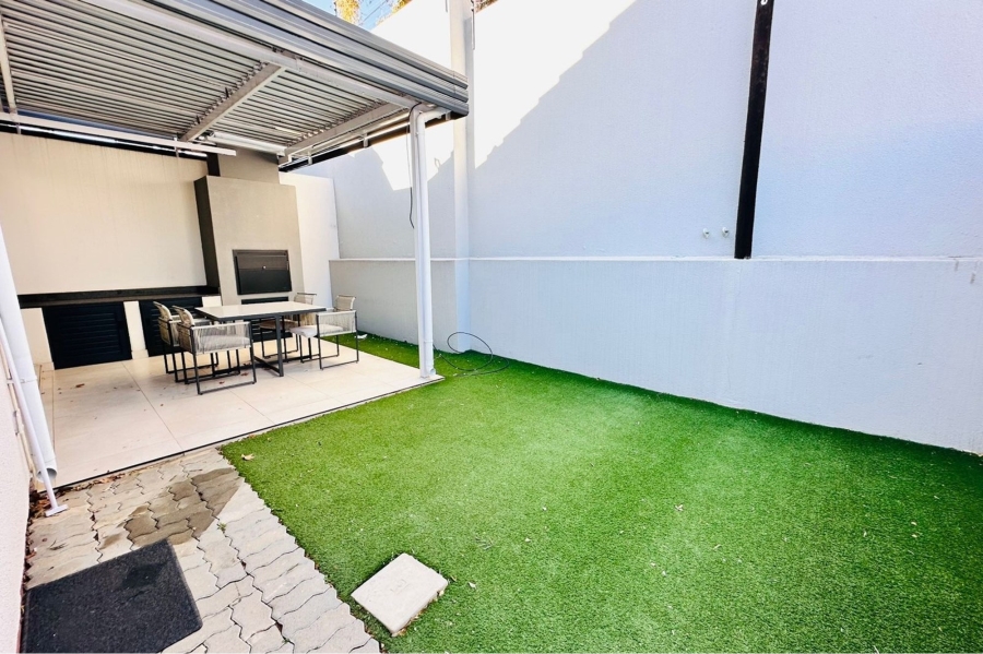 3 Bedroom Property for Sale in Bryanston East Gauteng