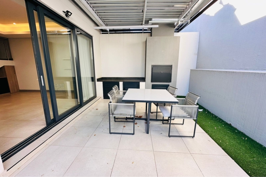3 Bedroom Property for Sale in Bryanston East Gauteng