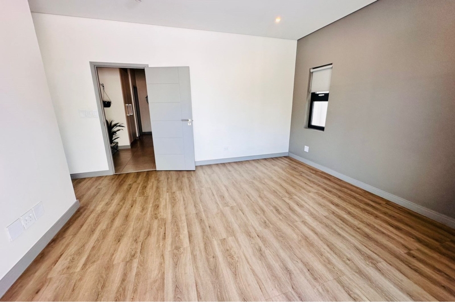3 Bedroom Property for Sale in Bryanston East Gauteng