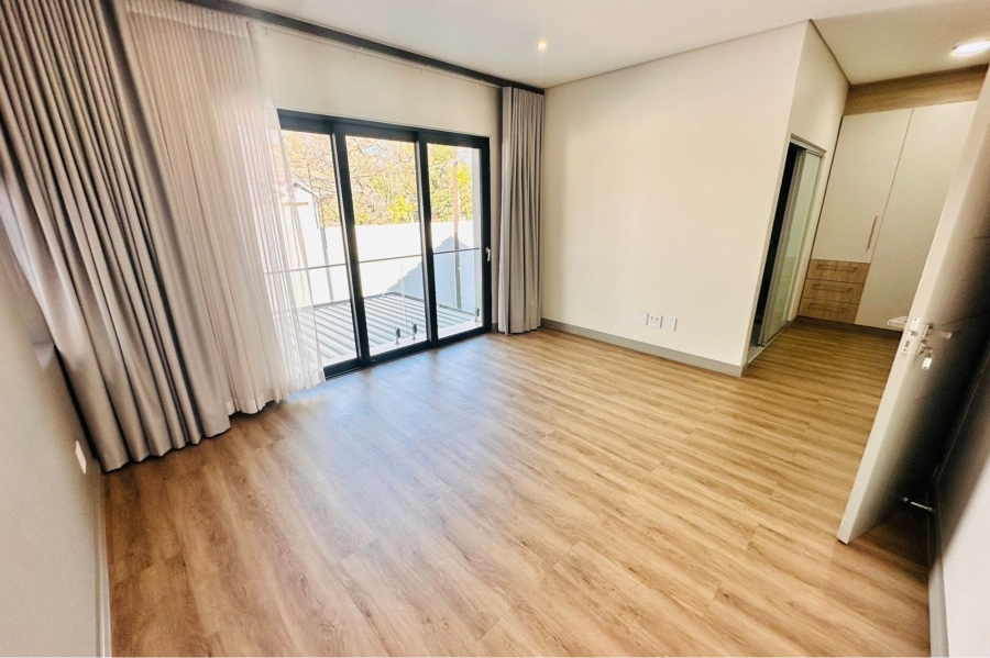 3 Bedroom Property for Sale in Bryanston East Gauteng