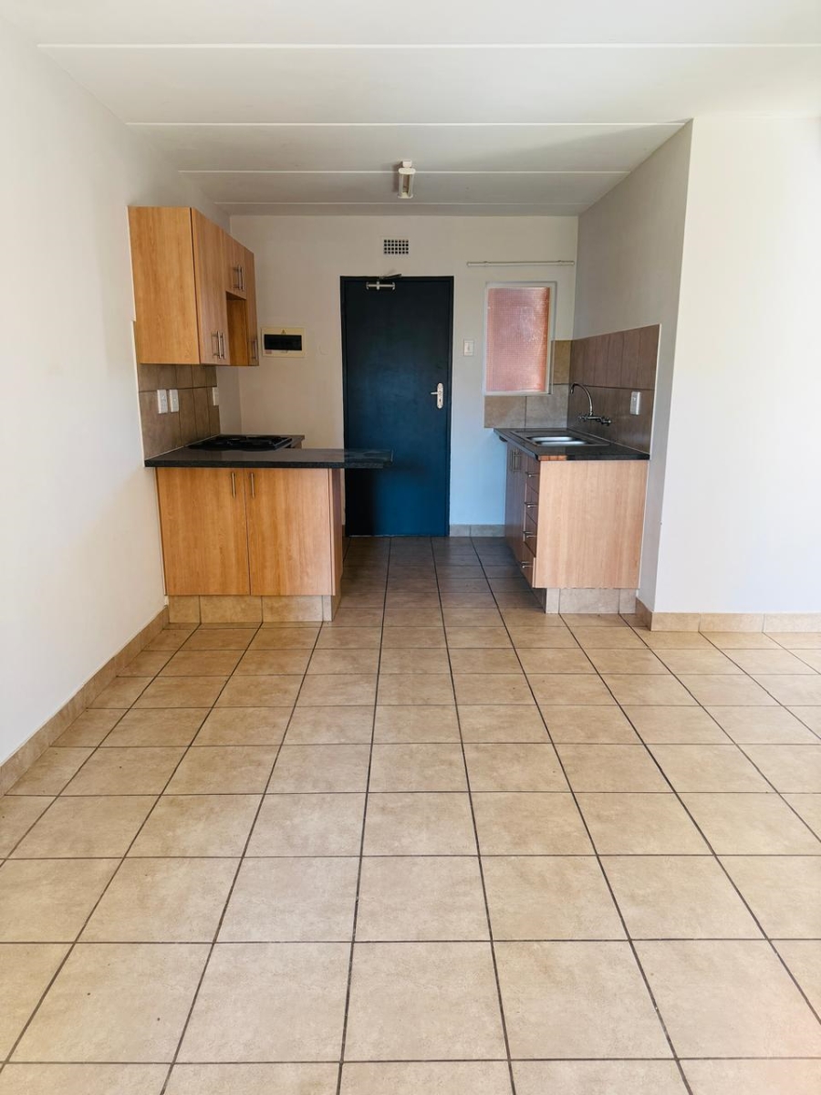 To Let 2 Bedroom Property for Rent in Boardwalk Gauteng