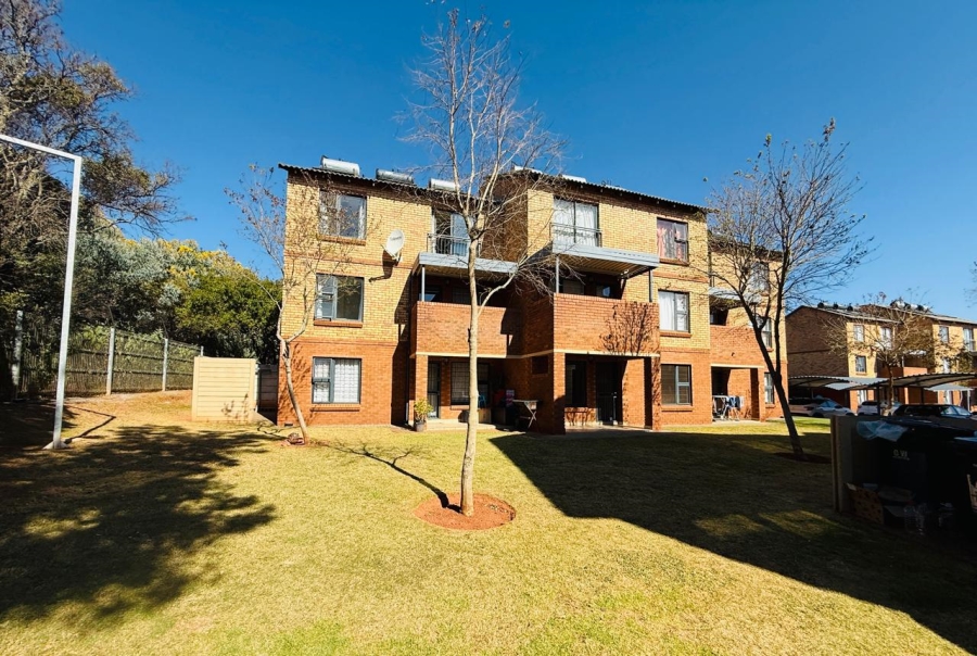 To Let 2 Bedroom Property for Rent in Boardwalk Gauteng