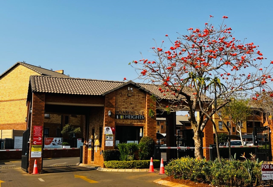 To Let 2 Bedroom Property for Rent in Boardwalk Gauteng
