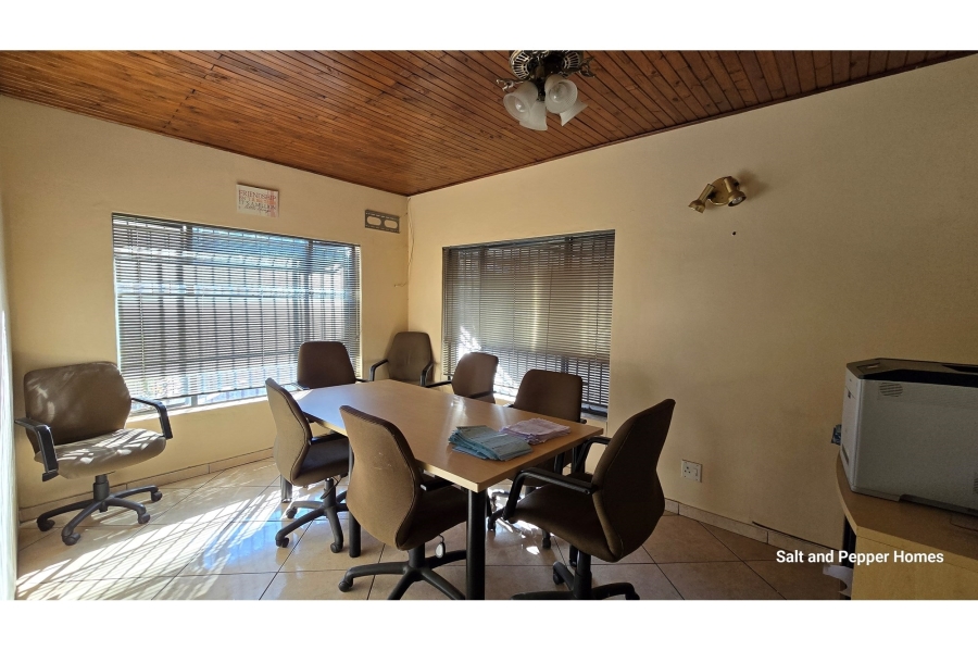To Let 3 Bedroom Property for Rent in Sinoville Gauteng