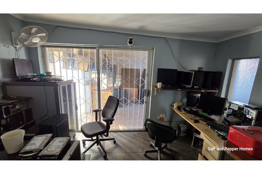 To Let 3 Bedroom Property for Rent in Sinoville Gauteng