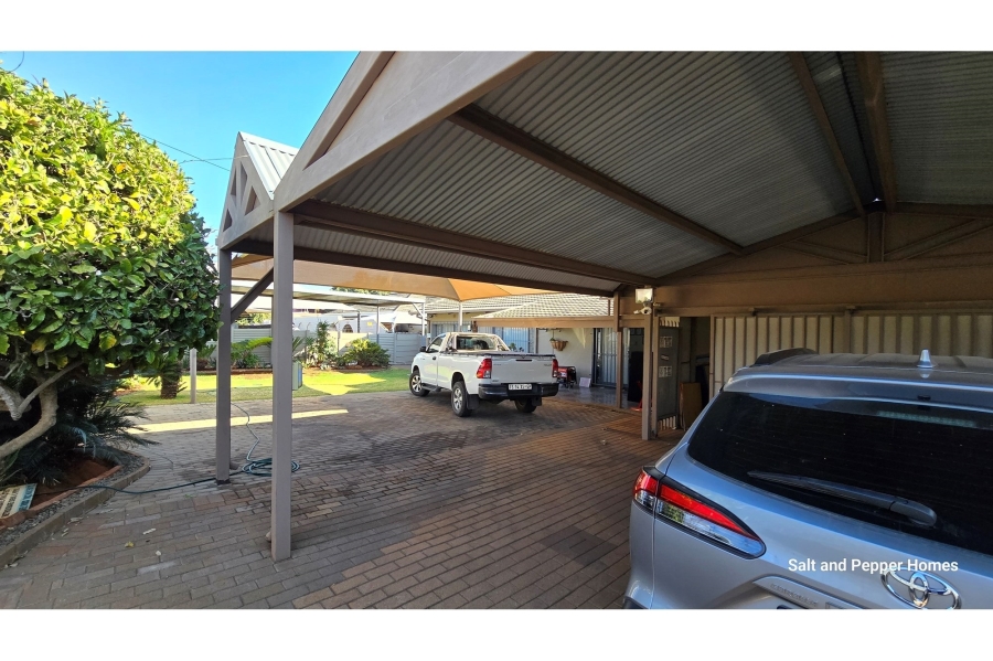 To Let 3 Bedroom Property for Rent in Sinoville Gauteng