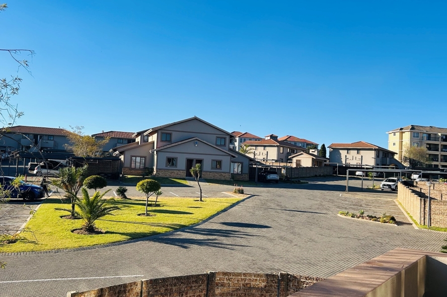 2 Bedroom Property for Sale in Halfway Gardens Gauteng