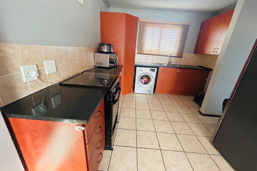 2 Bedroom Property for Sale in Halfway Gardens Gauteng