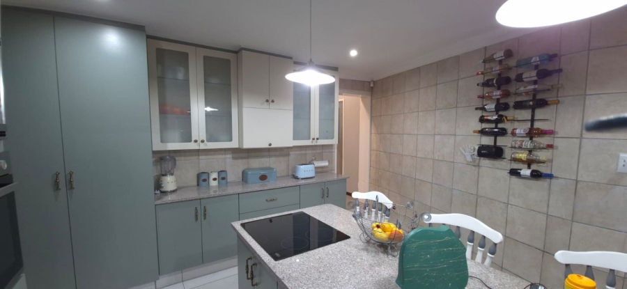 3 Bedroom Property for Sale in Brakpan Central Gauteng
