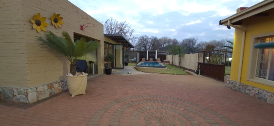 3 Bedroom Property for Sale in Brakpan Central Gauteng
