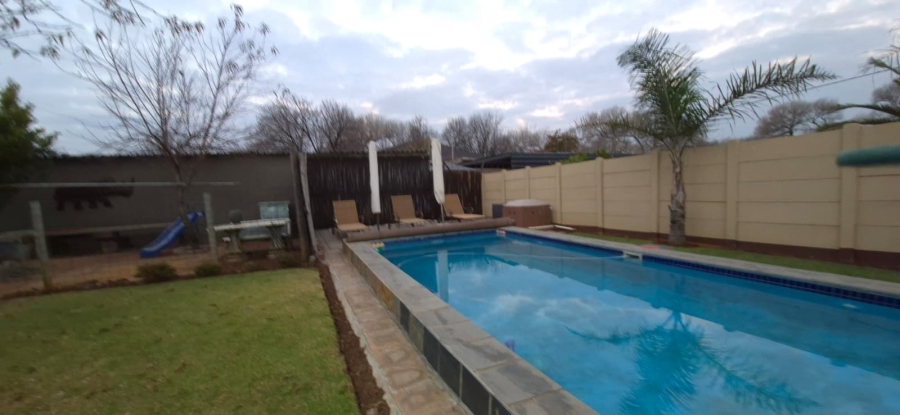 3 Bedroom Property for Sale in Brakpan Central Gauteng