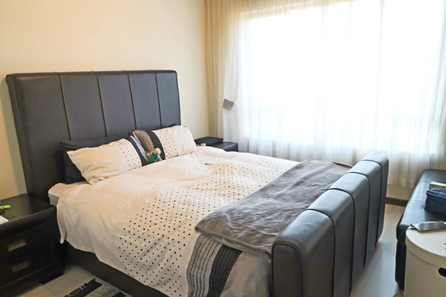 To Let 2 Bedroom Property for Rent in Bryanston Gauteng