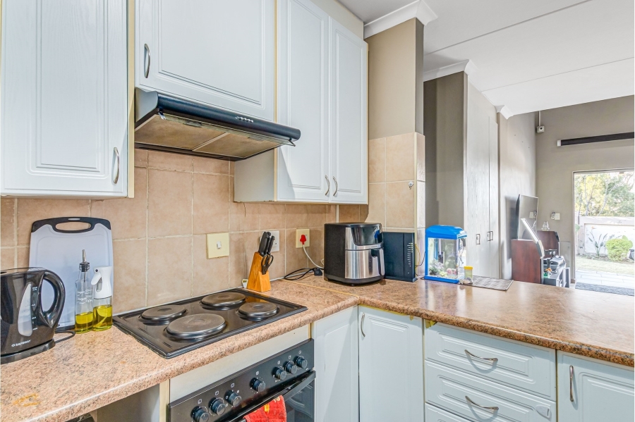 3 Bedroom Property for Sale in Broadacres Gauteng
