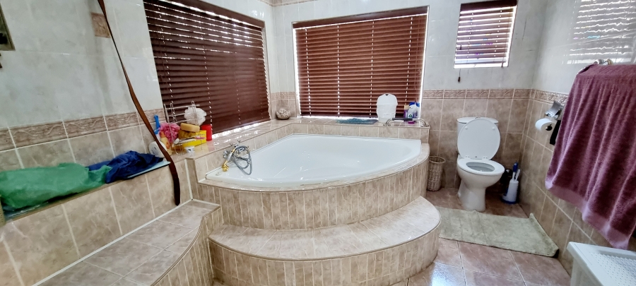 3 Bedroom Property for Sale in Montana Park Gauteng