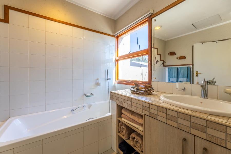 4 Bedroom Property for Sale in Lonehill Gauteng