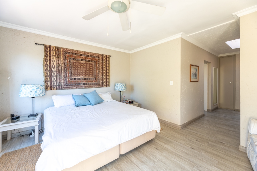 4 Bedroom Property for Sale in Lonehill Gauteng