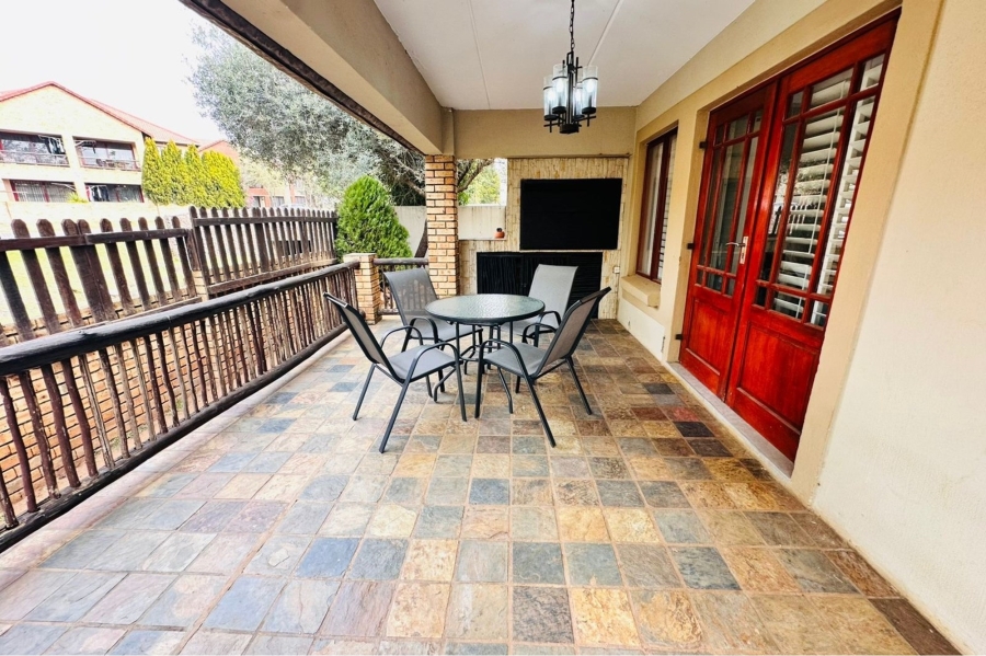 To Let 3 Bedroom Property for Rent in Ruimsig Gauteng